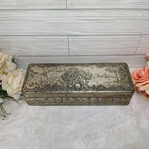 Vtg Rustic Hinged Tin Romantic Couple & Cherubs Made in West Germany Shabby Chic - Picture 2 of 15